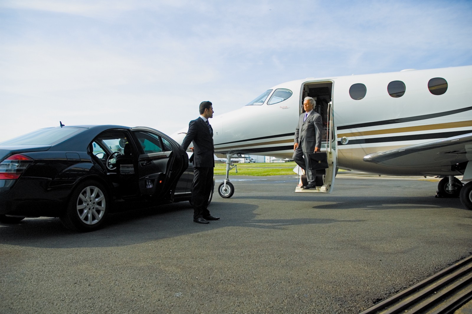 airport transfers service